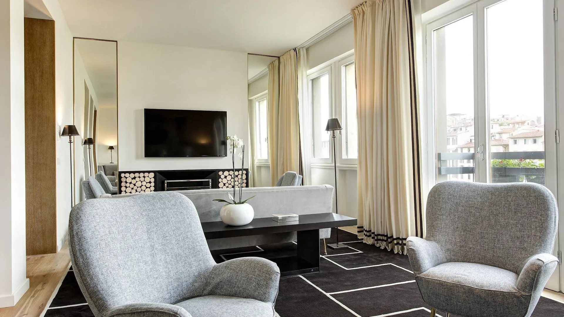*****  Hotel Lungarno - Lungarno Collection Florence Italy